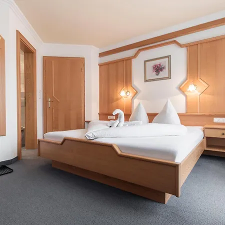 Schmid & 3* Ischgl